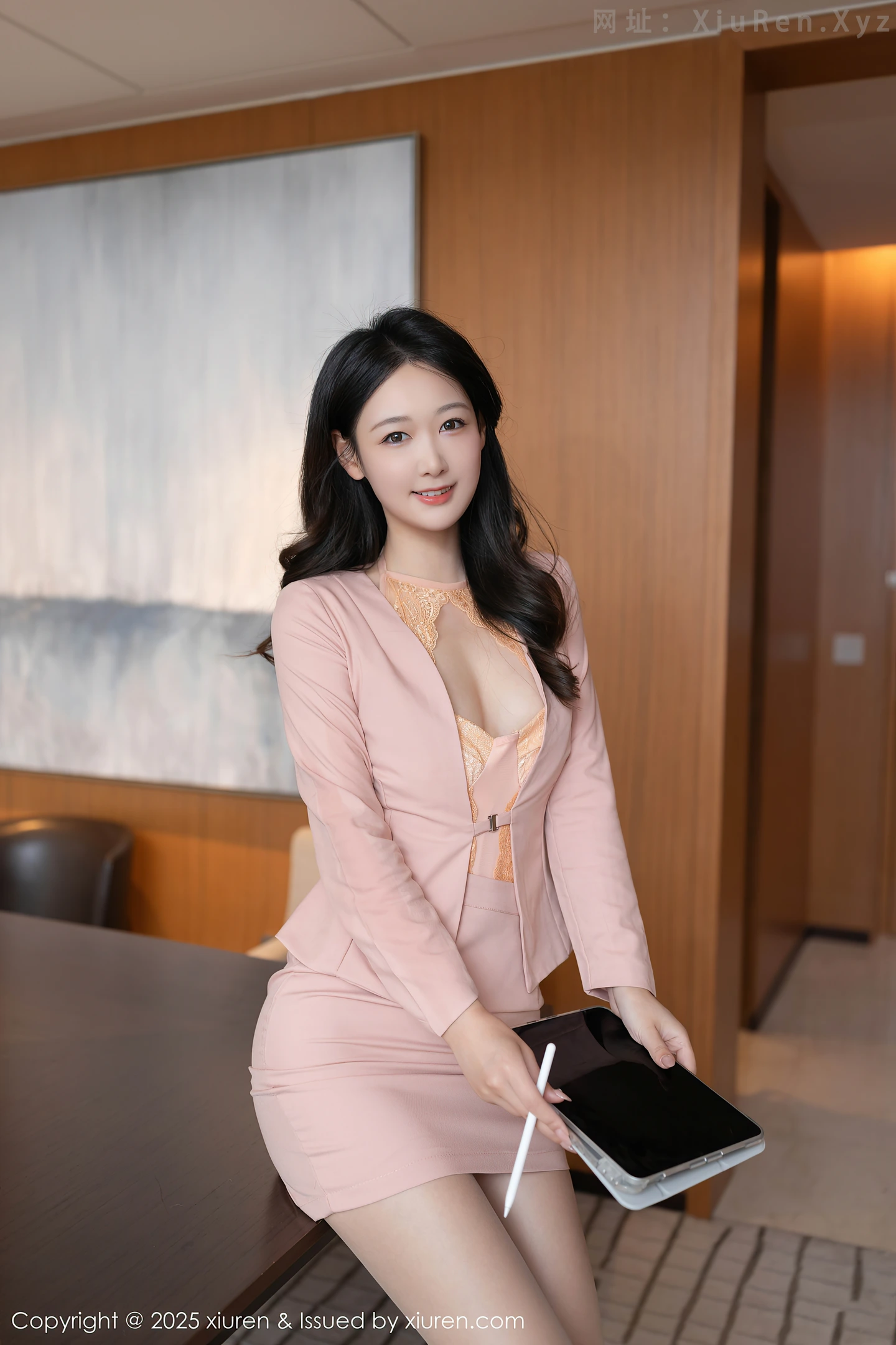 图片[4]-[XiuRen秀人网]VOL.10520 模特唐安琪橙色OL服饰露橙色内衣配超薄肉丝秀曼妙身姿诱惑写真83P-秀人网官方网站